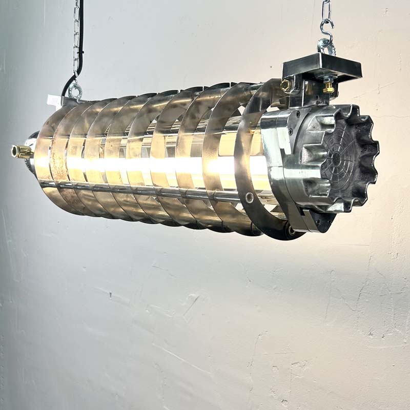 vintage industrial 2ft strip light with cage reclaimed industrial lighting fully refurbished. Fitted with T8 LED tubes. 